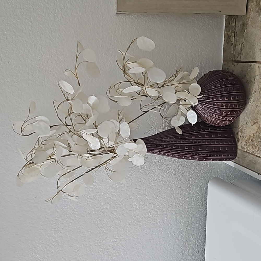 Cute Ceramic Purple vases with fake white decorative "leaves"